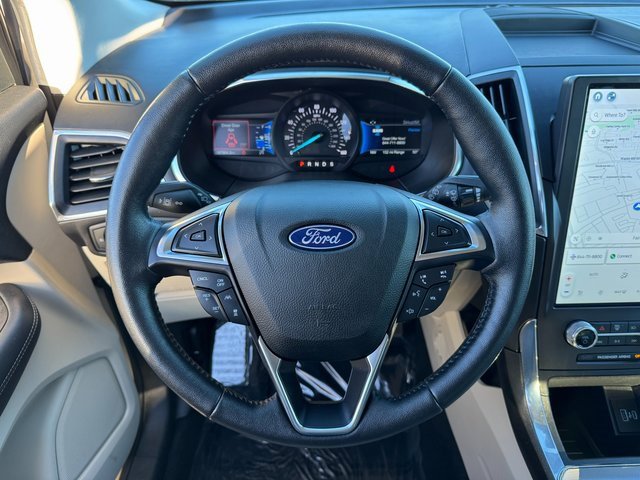 Used 2021 Ford Edge Titanium image 23