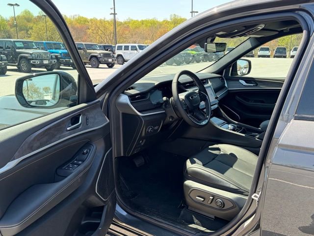 New 2026 Jeep Grand Cherokee Limited AWD/4WD image 15