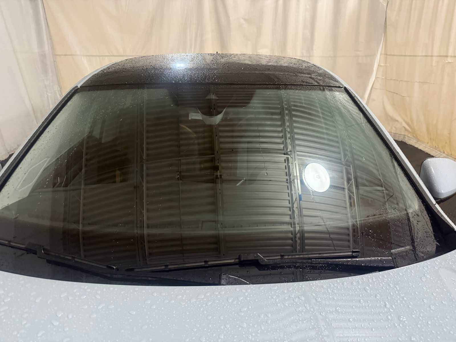 Certified 2025 Volkswagen Jetta SE w/ Sunroof Package image 14