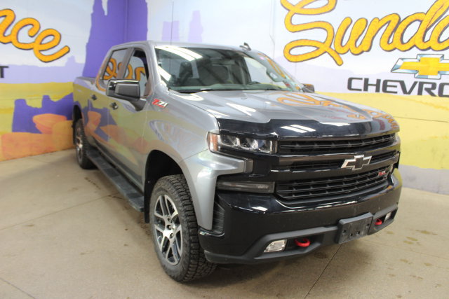 Used 2020 Chevrolet Silverado 1500 LT Trail Boss AWD/4WD image 2