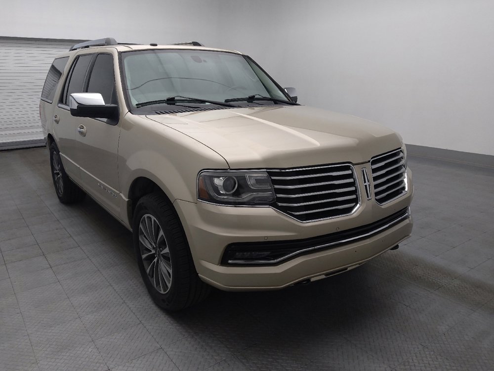 Used 2017 Lincoln Navigator Select RWD image 13