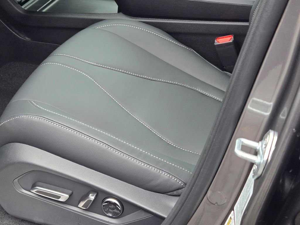 New 2026 Acura RDX SH-AWD image 26