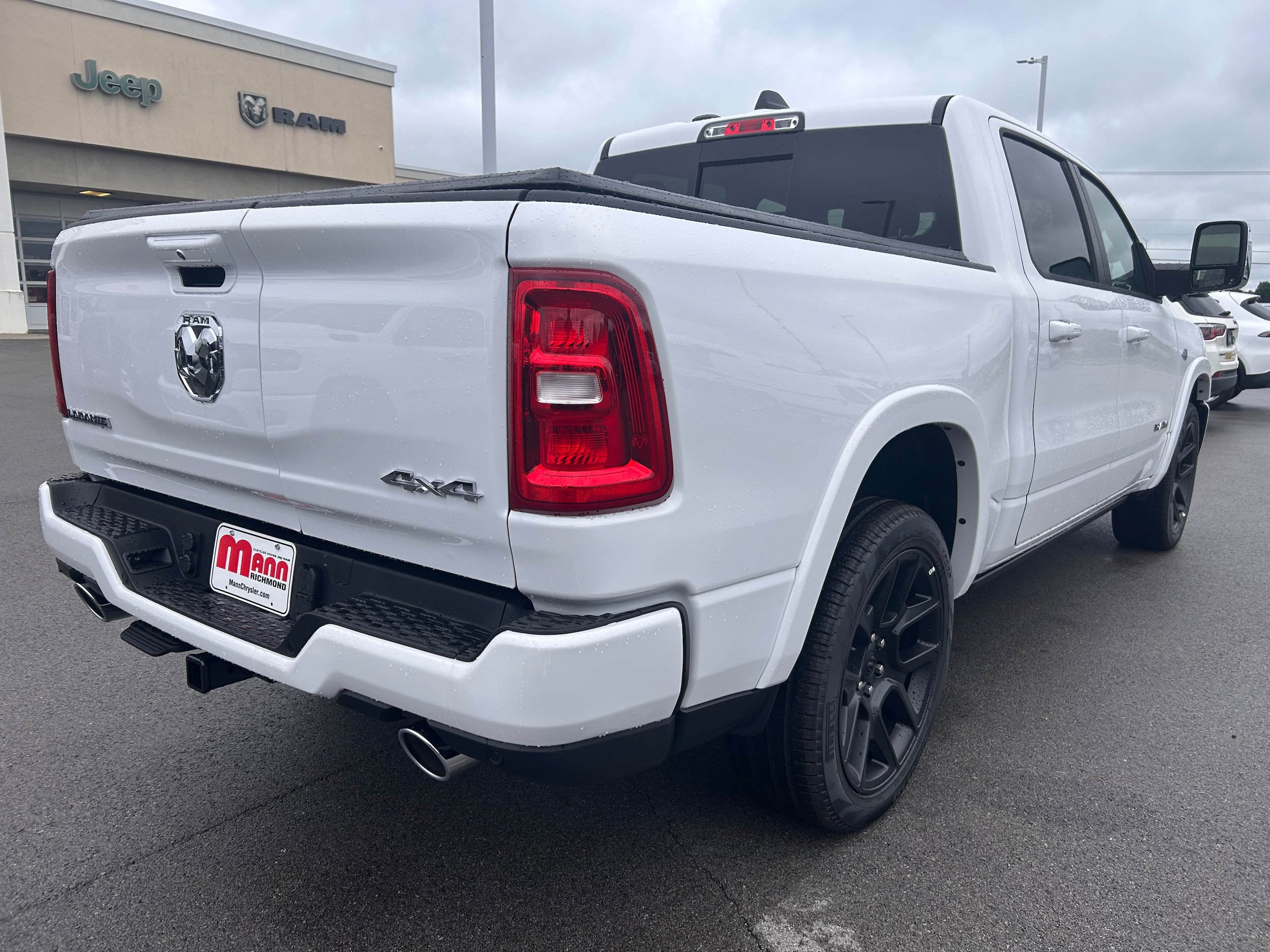 New 2026 RAM 1500 Laramie w/ Advanced Safety Group II AWD/4WD image 3