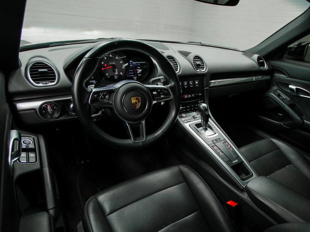 Used 2021 Porsche 718 Cayman S RWD image 16