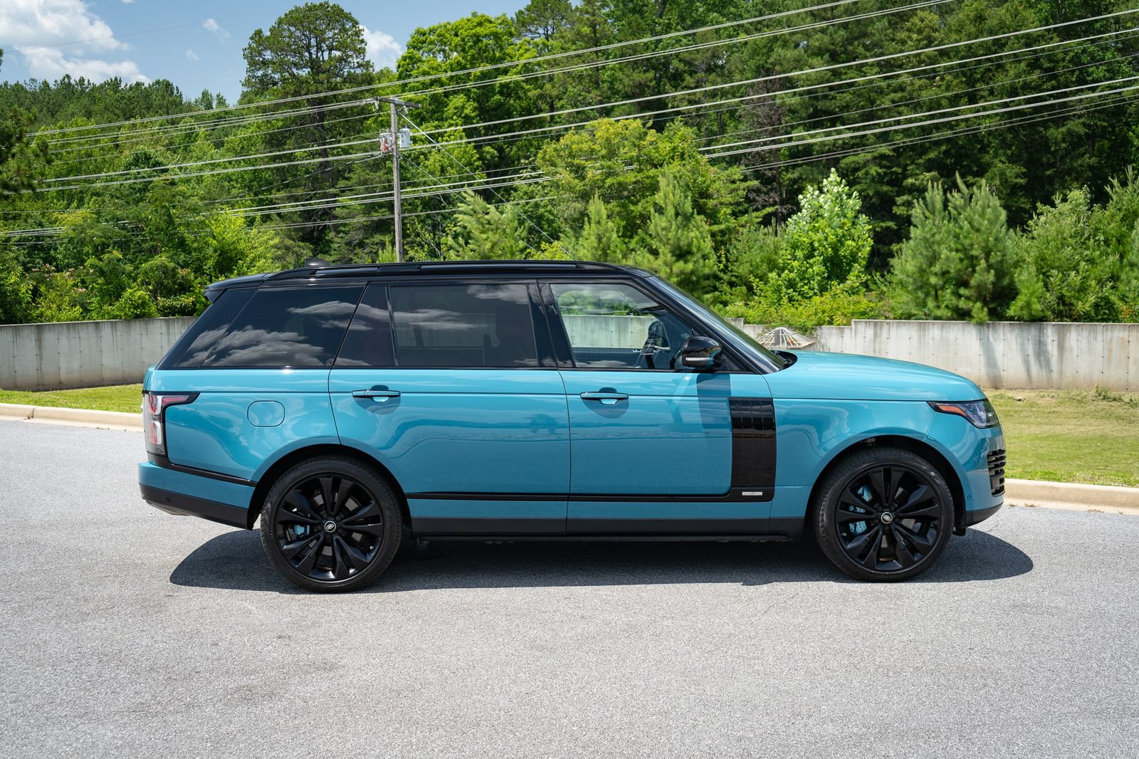 Used 2021 Land Rover Range Rover Autobiography Fifty Edition AWD/4WD image 21