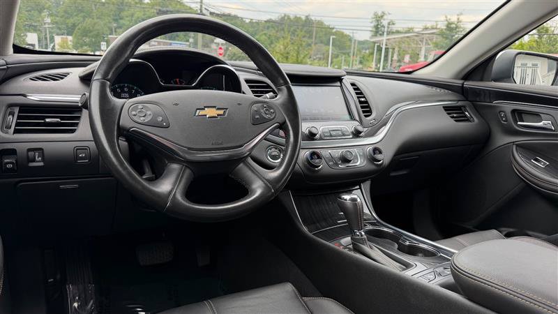 Used 2018 Chevrolet Impala LT w/ LT Leather Package FWD image 24