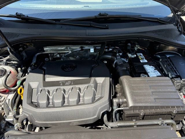 Used 2021 Volkswagen Tiguan SE R-Line AWD/4WD image 92