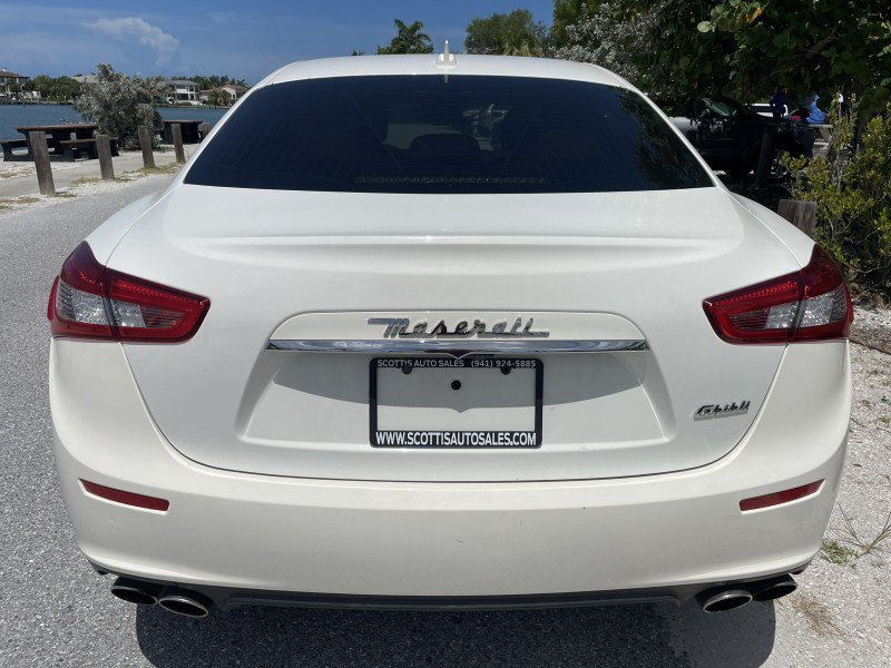Used 2016 Maserati Ghibli RWD image 33