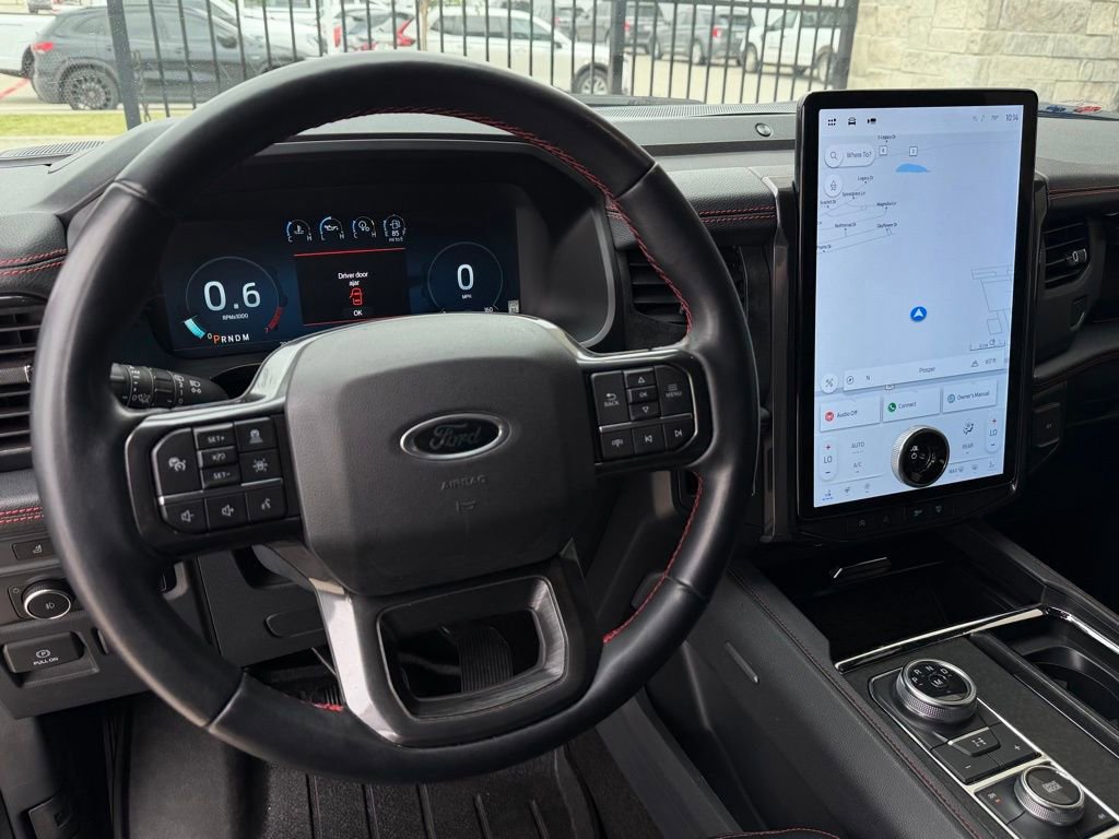 Used 2022 Ford Expedition Limited AWD/4WD image 11