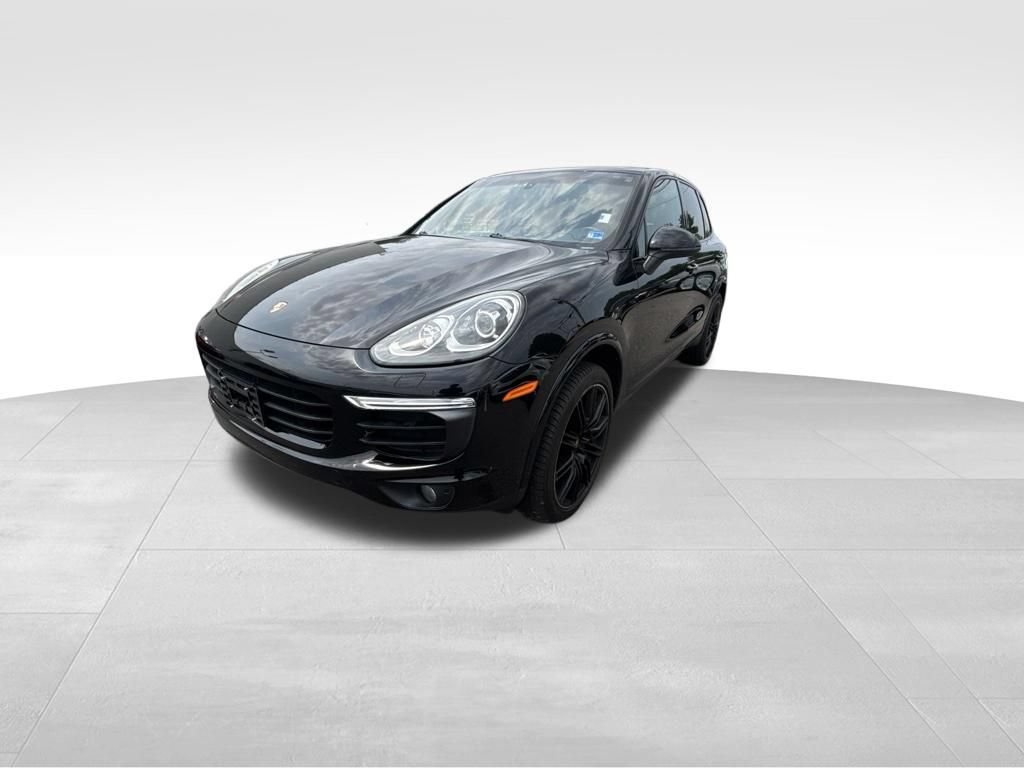 Used 2018 Porsche Cayenne Platinum Edition AWD/4WD image 2
