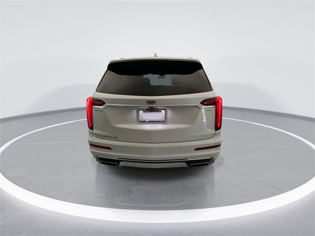 Used 2021 Cadillac XT6 Premium Luxury image 3