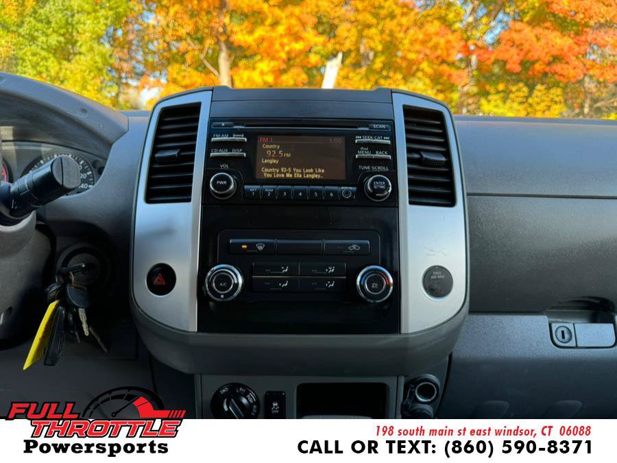 Used 2014 Nissan Frontier SV AWD/4WD image 22