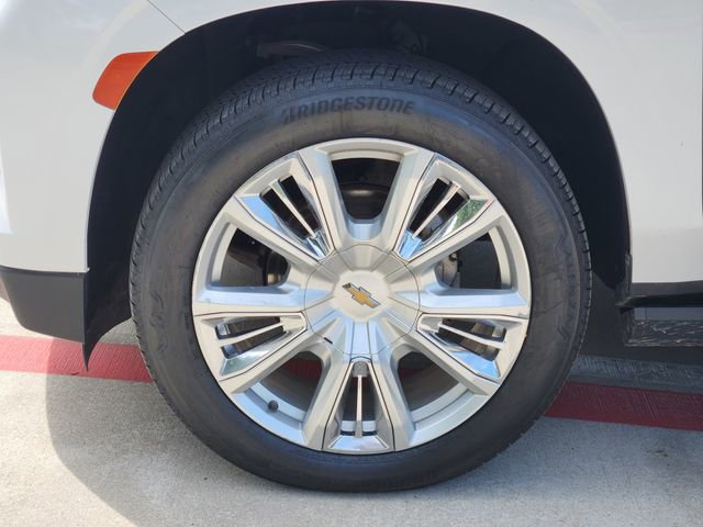 Used 2021 Chevrolet Tahoe High Country w/ Premium Package AWD/4WD image 17