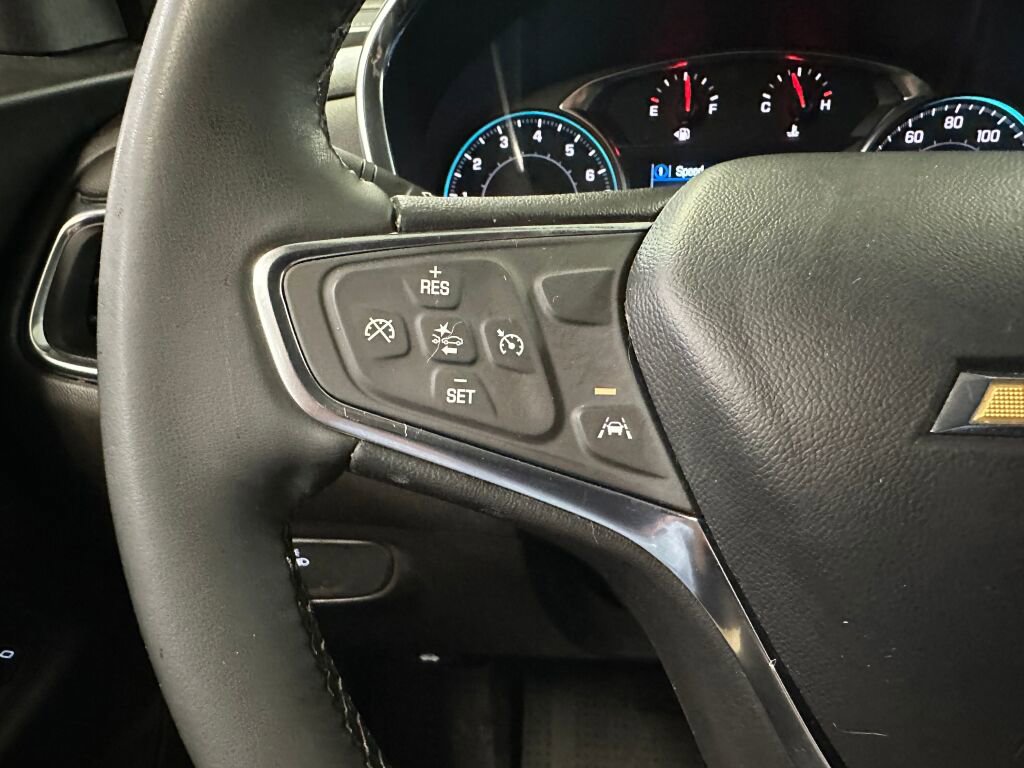 Certified 2024 Chevrolet Equinox LT w/ LPO, Floor Liner Package image 8