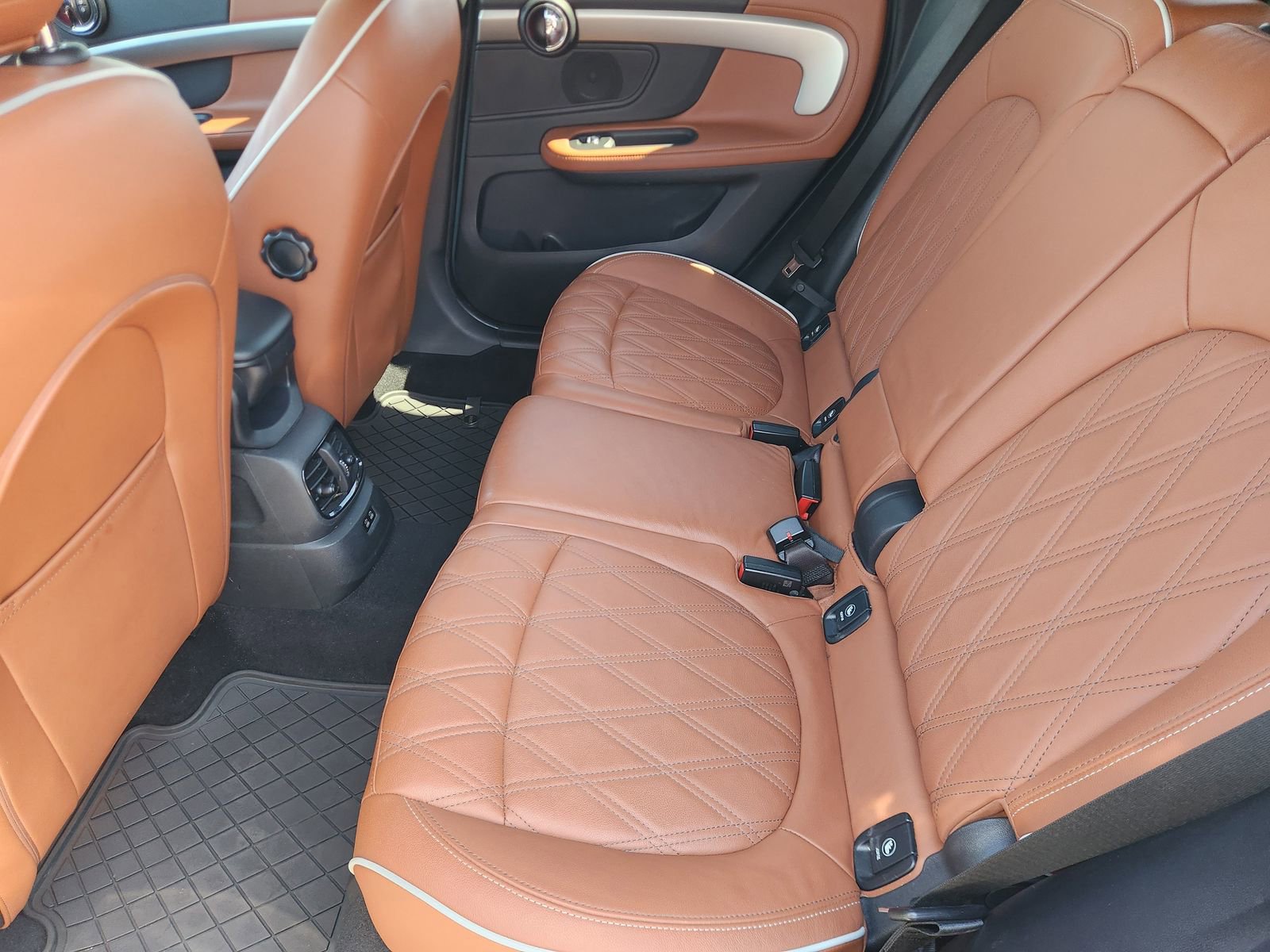 Used 2022 MINI Cooper Countryman S w/ Signature Upholstery Package image 35