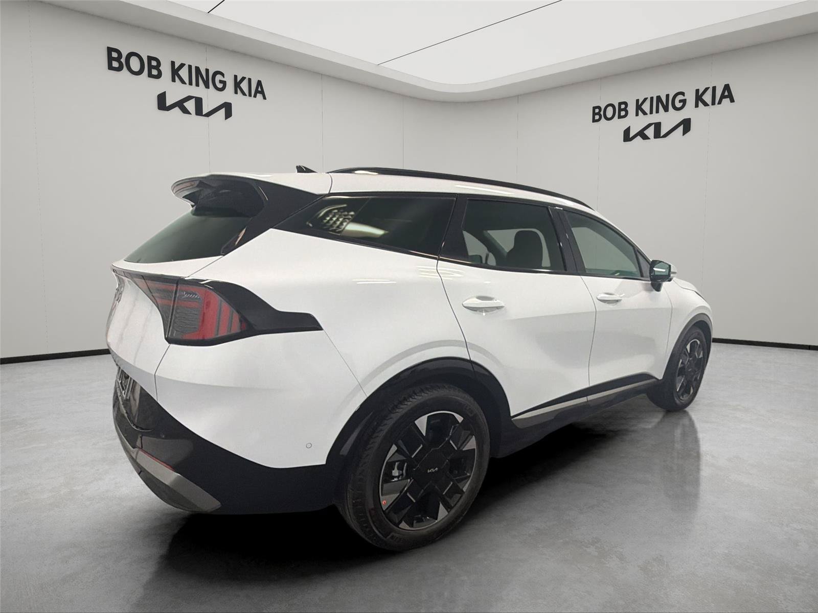 New 2026 Kia Sportage SX FWD image 5