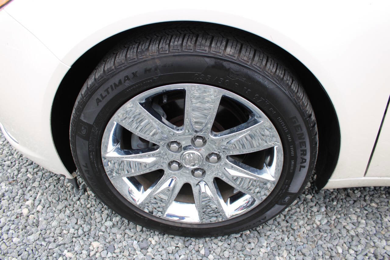 Used 2013 Buick Regal Premium FWD image 24