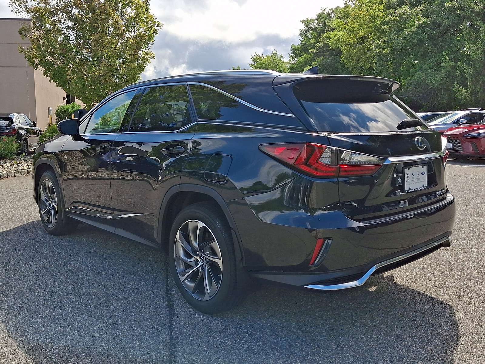 Used 2018 Lexus RX 350L Luxury w/ Accessory Package AWD/4WD image 4