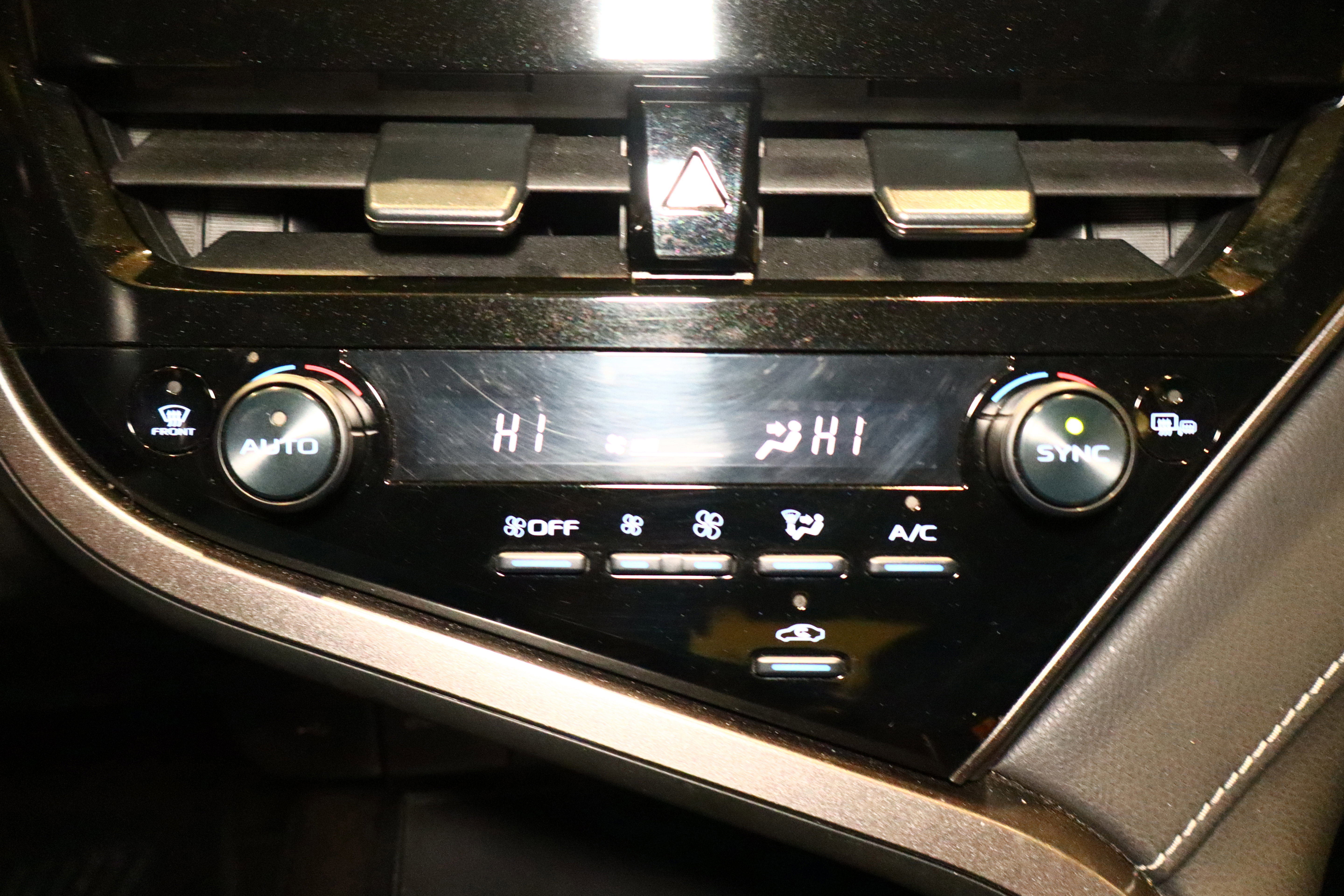 Used 2024 Toyota Camry SE image 24