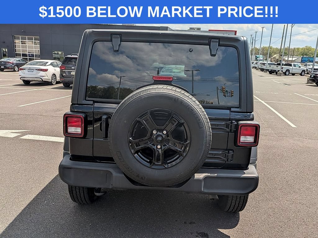 Used 2022 Jeep Wrangler Unlimited Sport AWD/4WD image 6