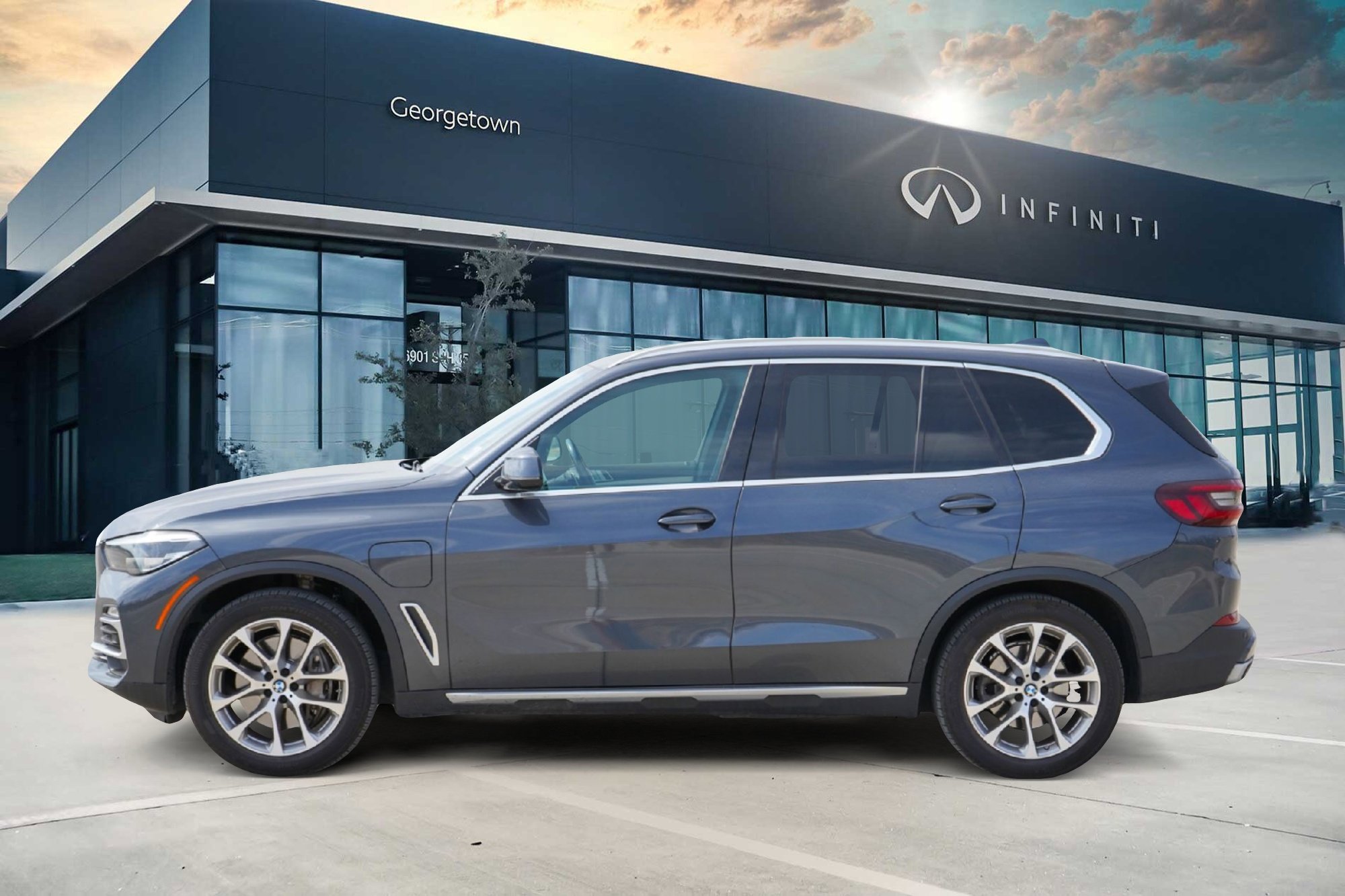 Used 2021 BMW X5 xDrive45e w/ Premium Package 2 image 6