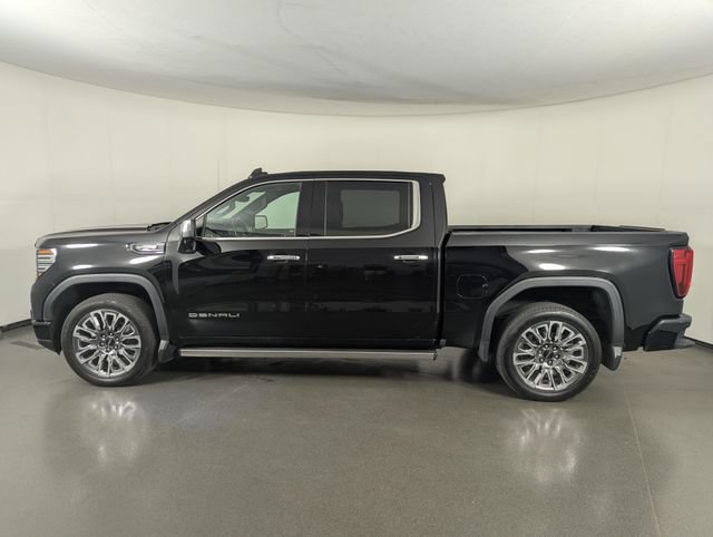 Used 2025 GMC Sierra 1500 Denali Ultimate AWD/4WD image 5