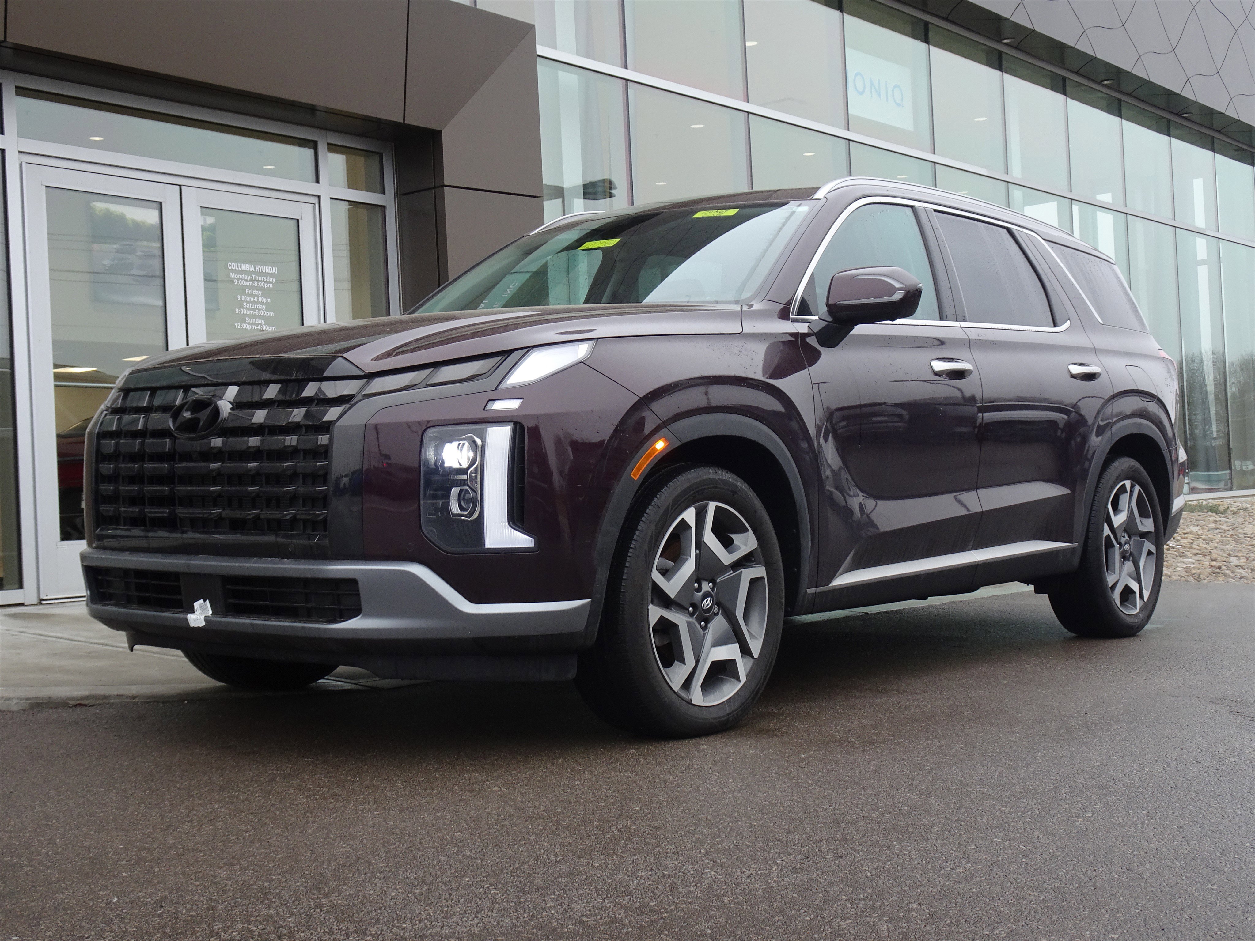 Used 2024 Hyundai Palisade SEL image 1