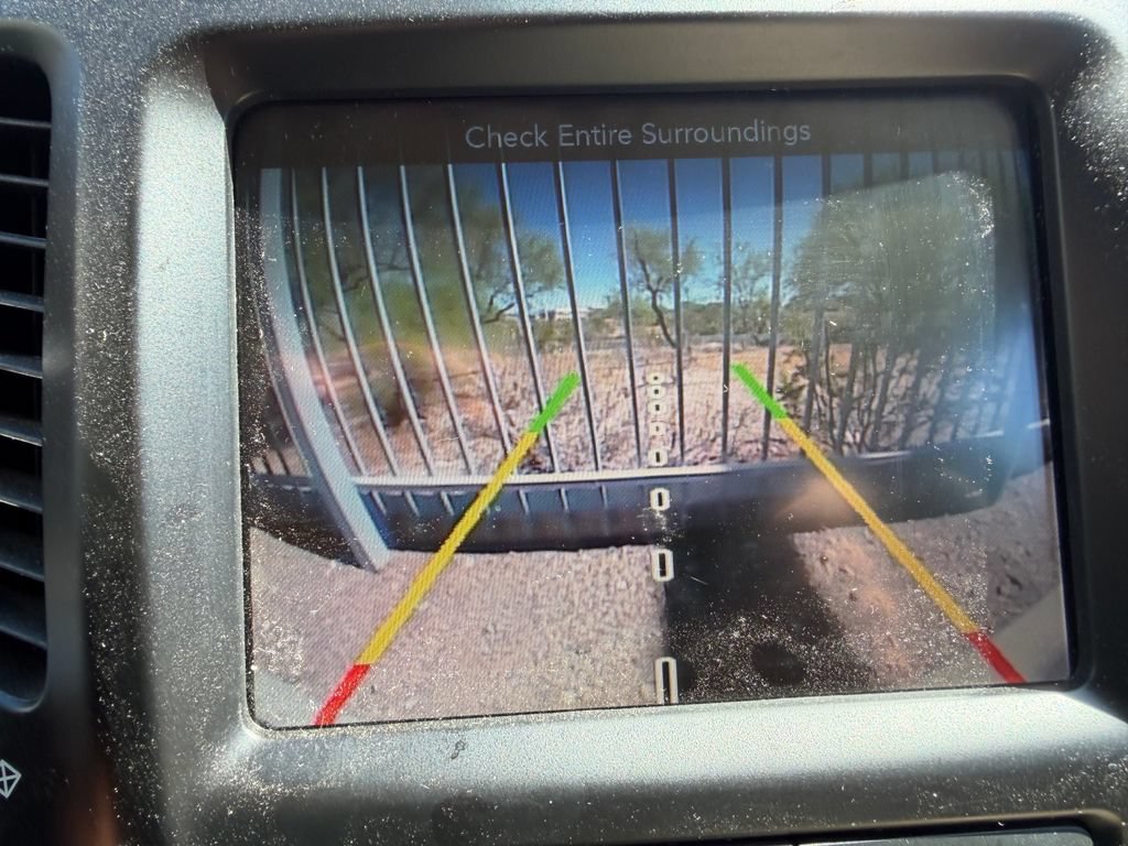 Used 2017 Jeep Cherokee Limited FWD image 12