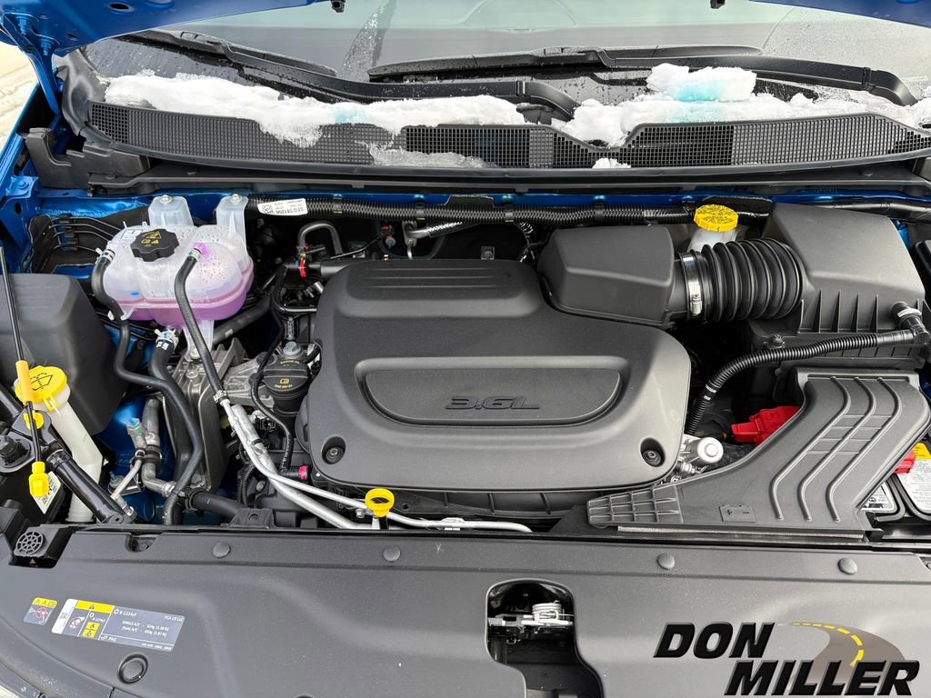 New 2026 Chrysler Pacifica Select w/ S Appearance Package image 31