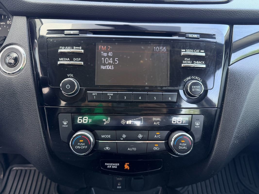 Used 2018 Nissan Rogue Sport SV w/ SV All-Weather Package AWD/4WD image 25