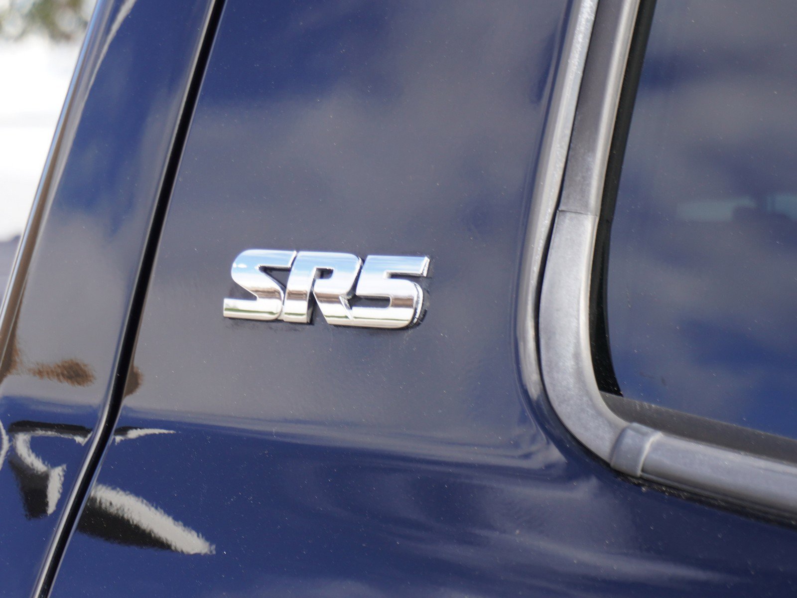 Used 2017 Toyota Tundra SR5 image 8