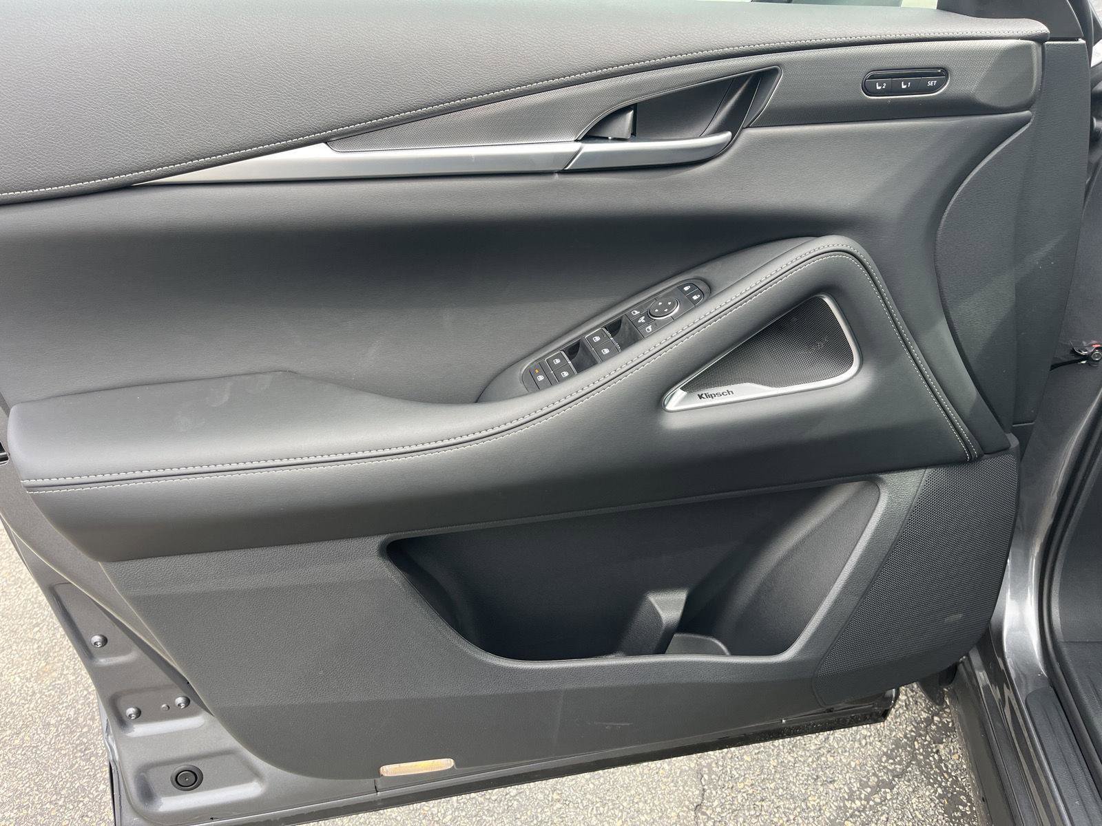 New 2026 INFINITI QX60 Luxe w/ Cargo Package image 10