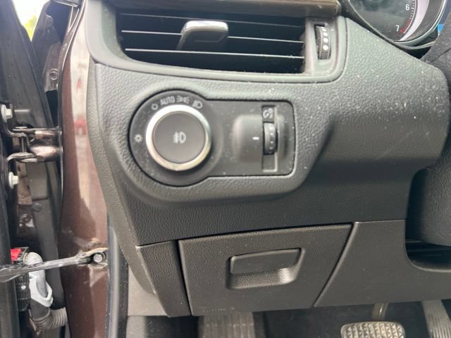 Used 2020 Buick Envision Preferred FWD image 24