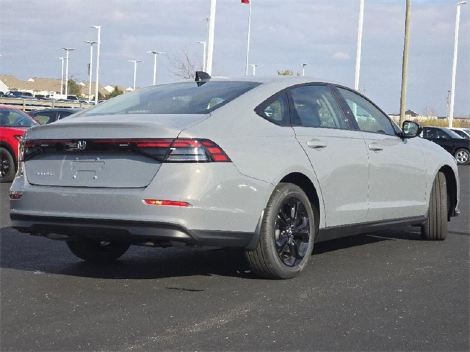 Used 2025 Honda Accord SE image 11