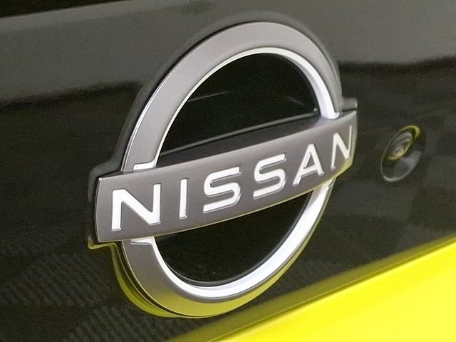 Used 2024 Nissan Z Performance w/ Floor Mat Package RWD image 31