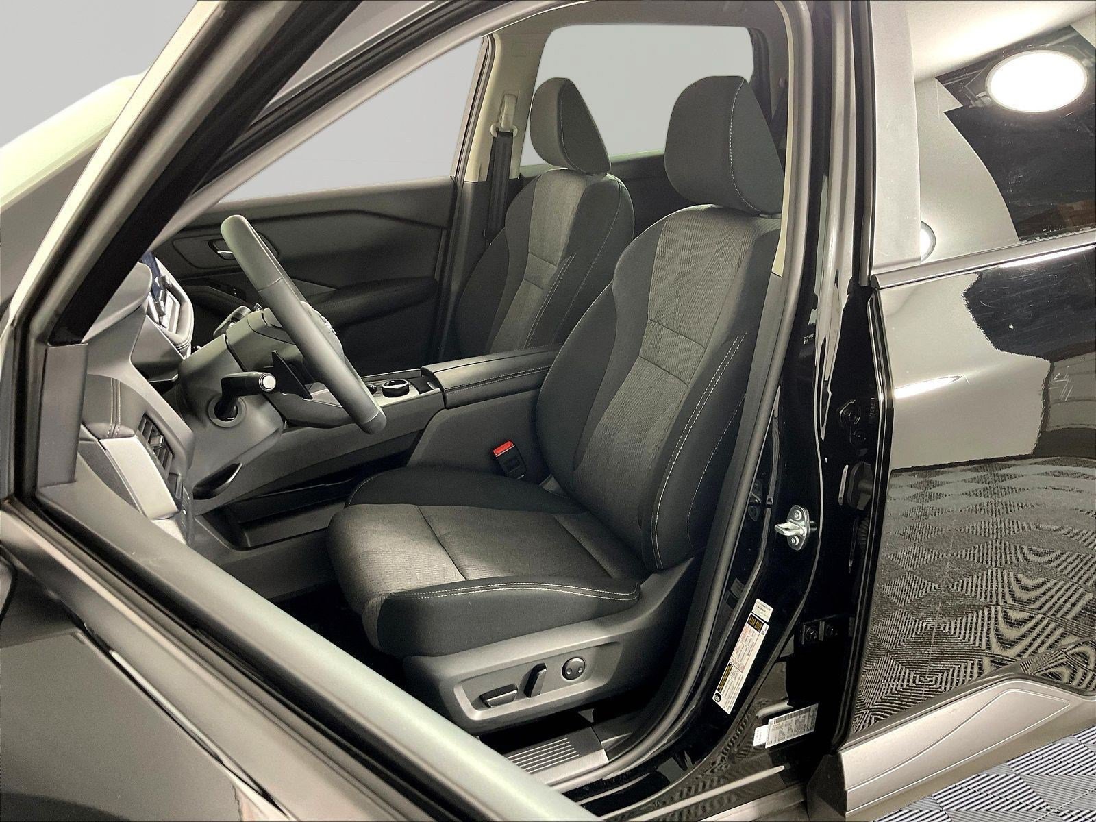 Used 2026 Nissan Rogue SV AWD/4WD image 21