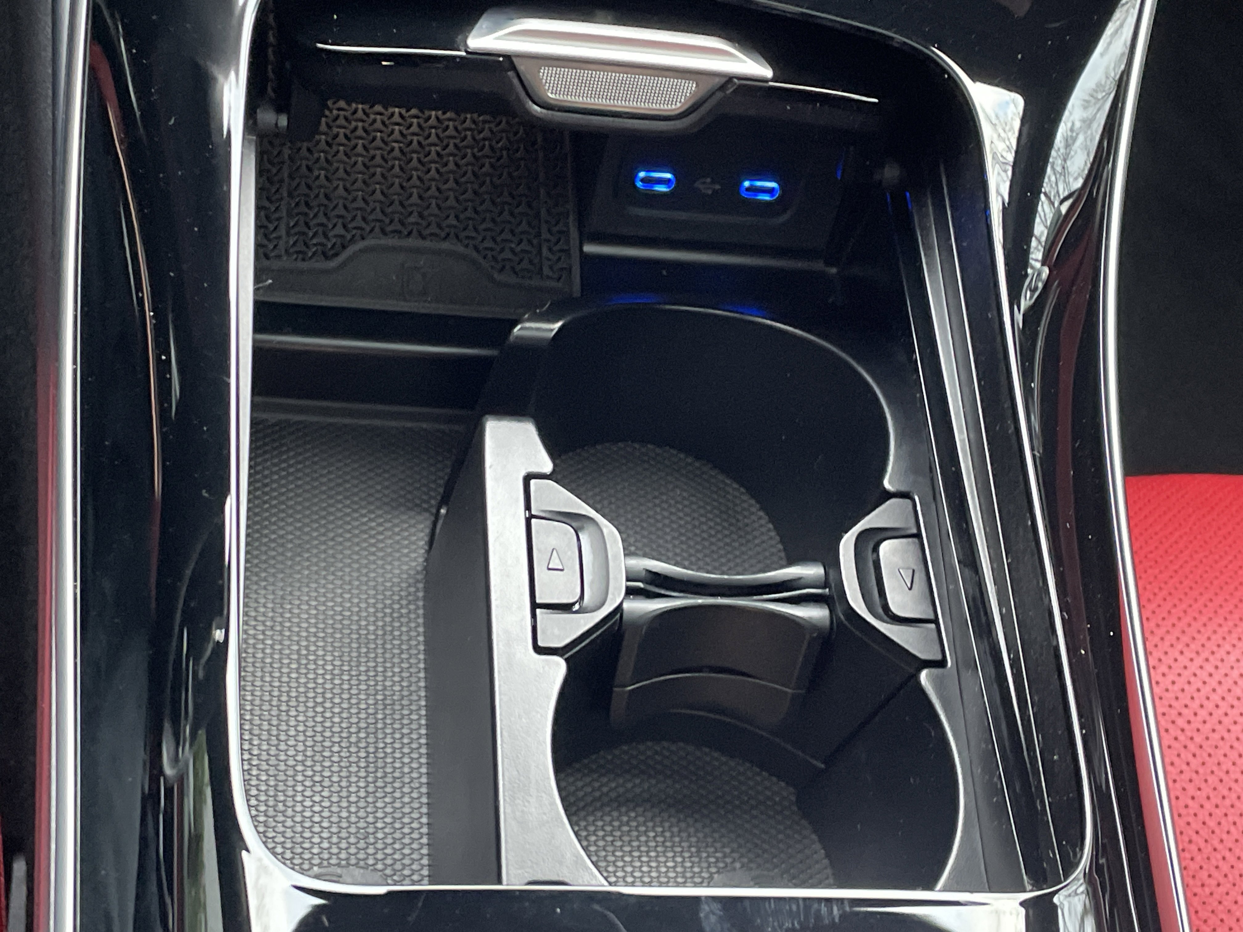 Certified 2024 Mercedes-Benz CLE 300 4MATIC Coupe image 33