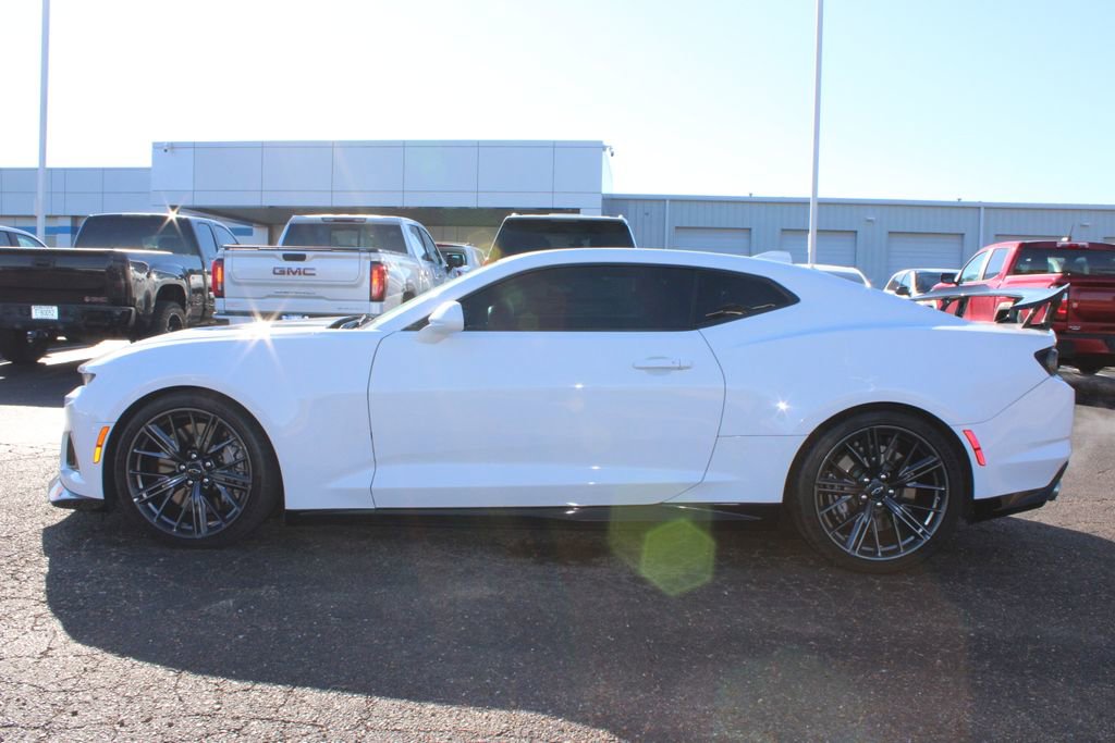 Used 2021 Chevrolet Camaro ZL1 image 6
