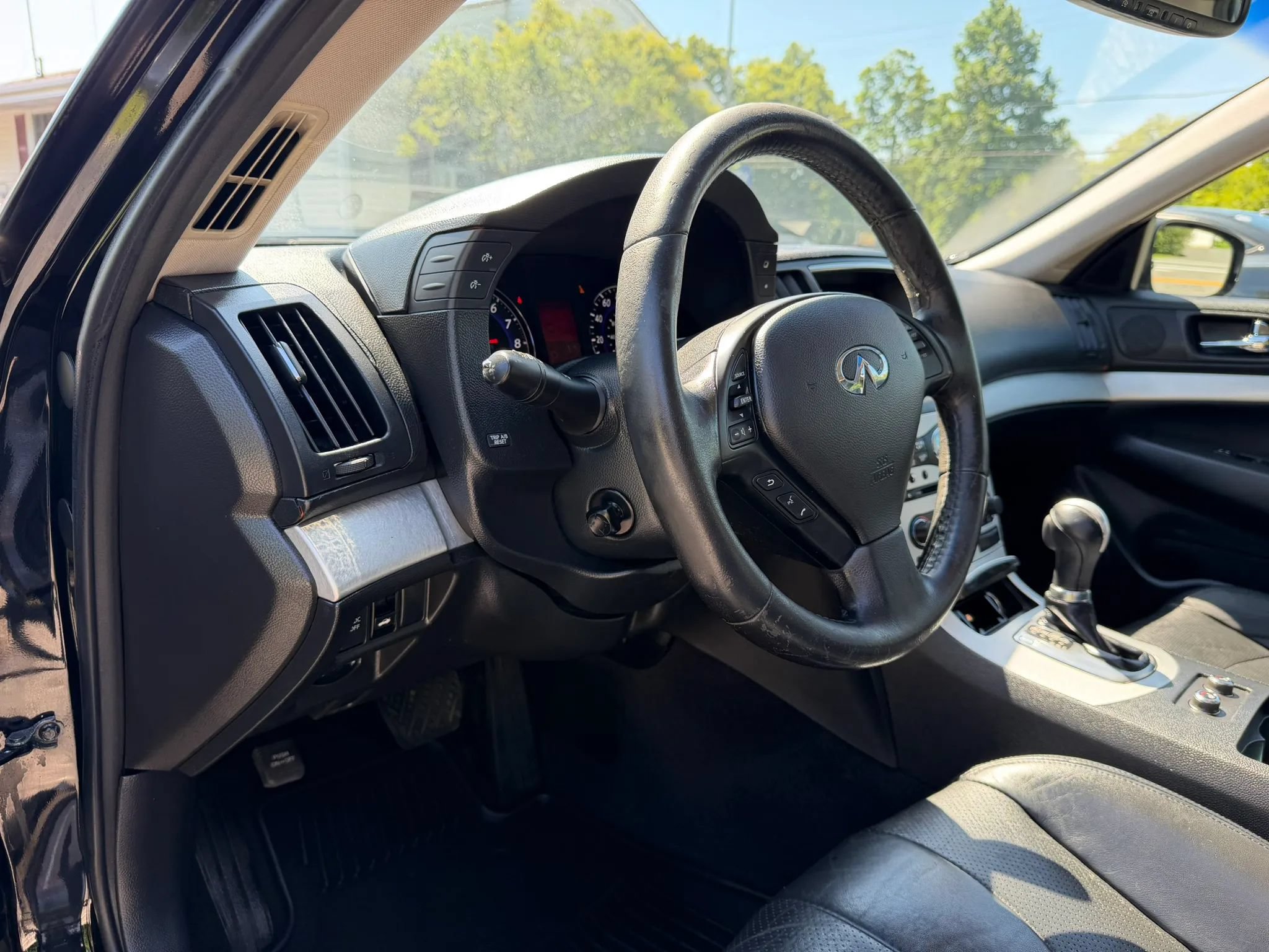 Used 2009 INFINITI G37 Journey w/ Premium Pkg RWD image 10