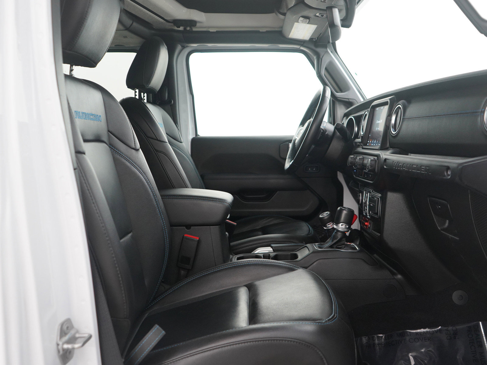 Used 2021 Jeep Wrangler Unlimited Rubicon 4xe w/ Steel Bumper Group image 11