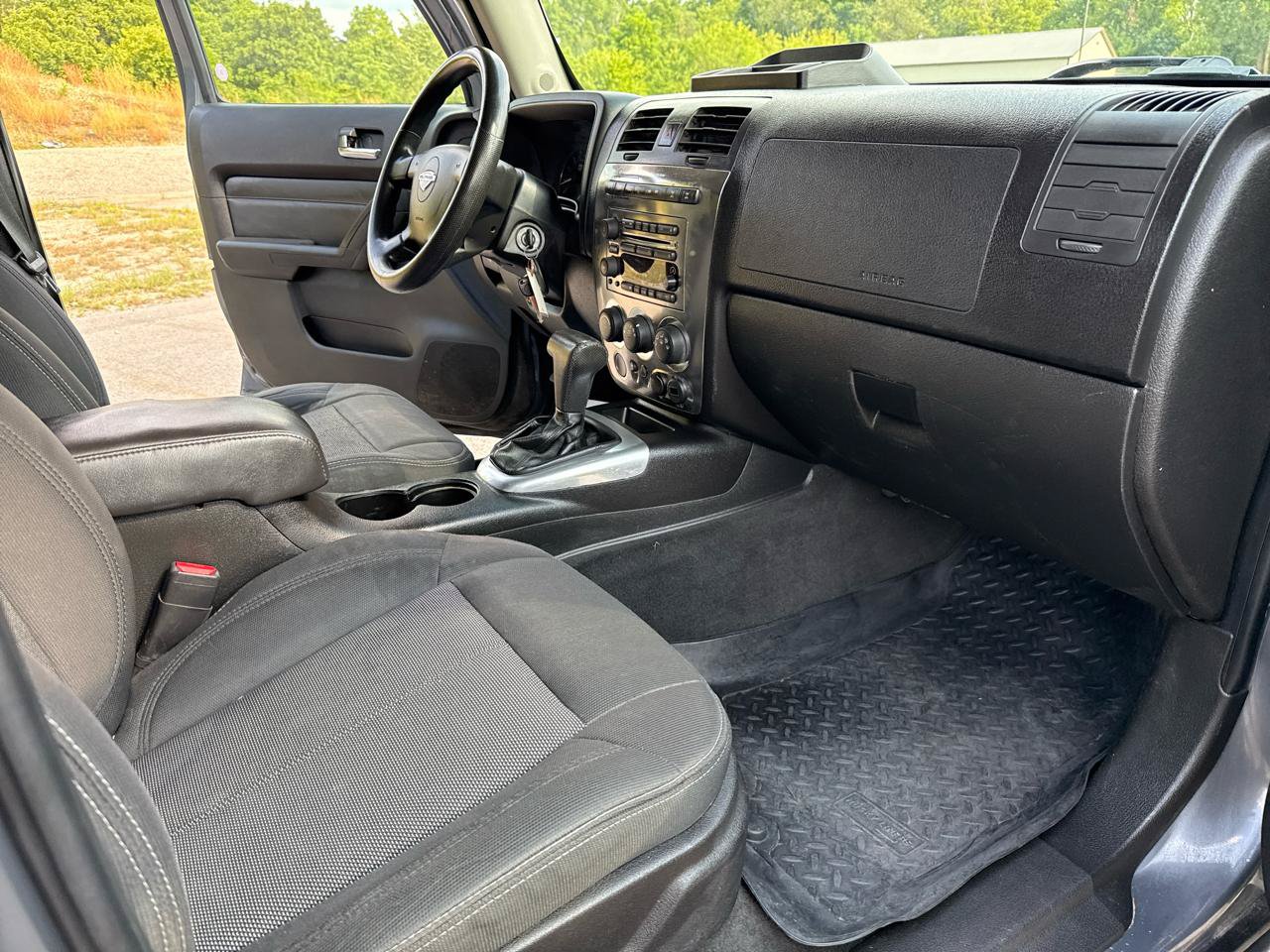 Used 2009 HUMMER H3T Alpha AWD/4WD image 26
