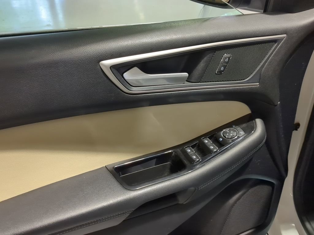 Used 2020 Ford Edge SEL w/ Convenience Package AWD/4WD image 14
