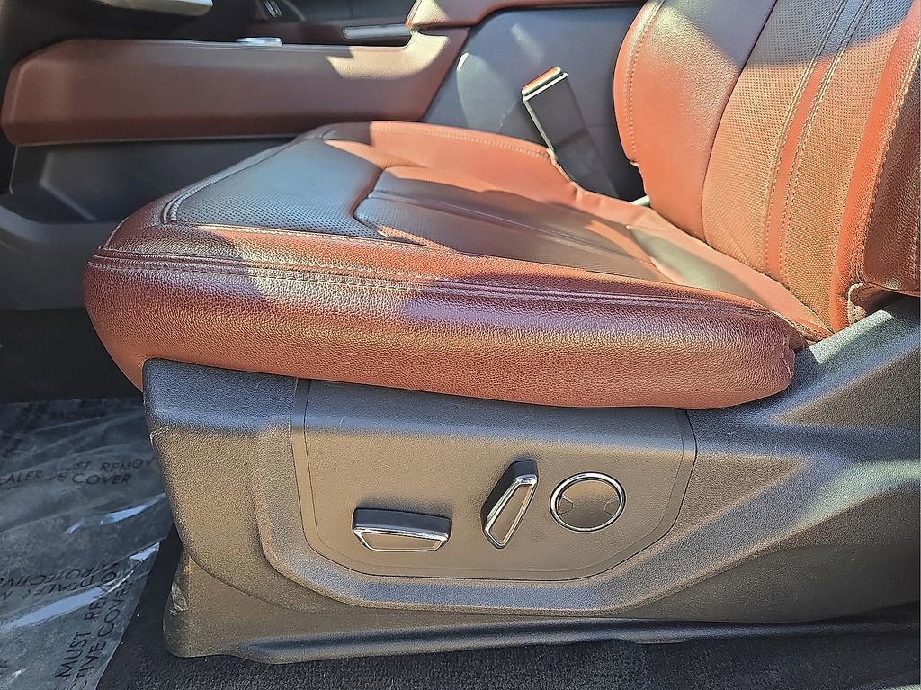 Used 2024 Ford Expedition Max Limited image 25