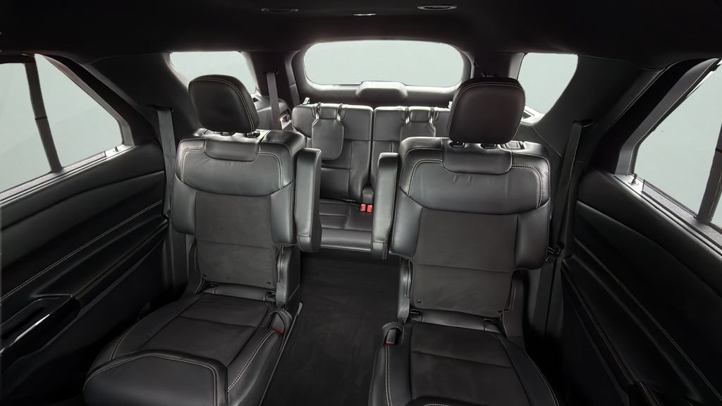 Used 2022 Ford Explorer ST AWD/4WD image 11