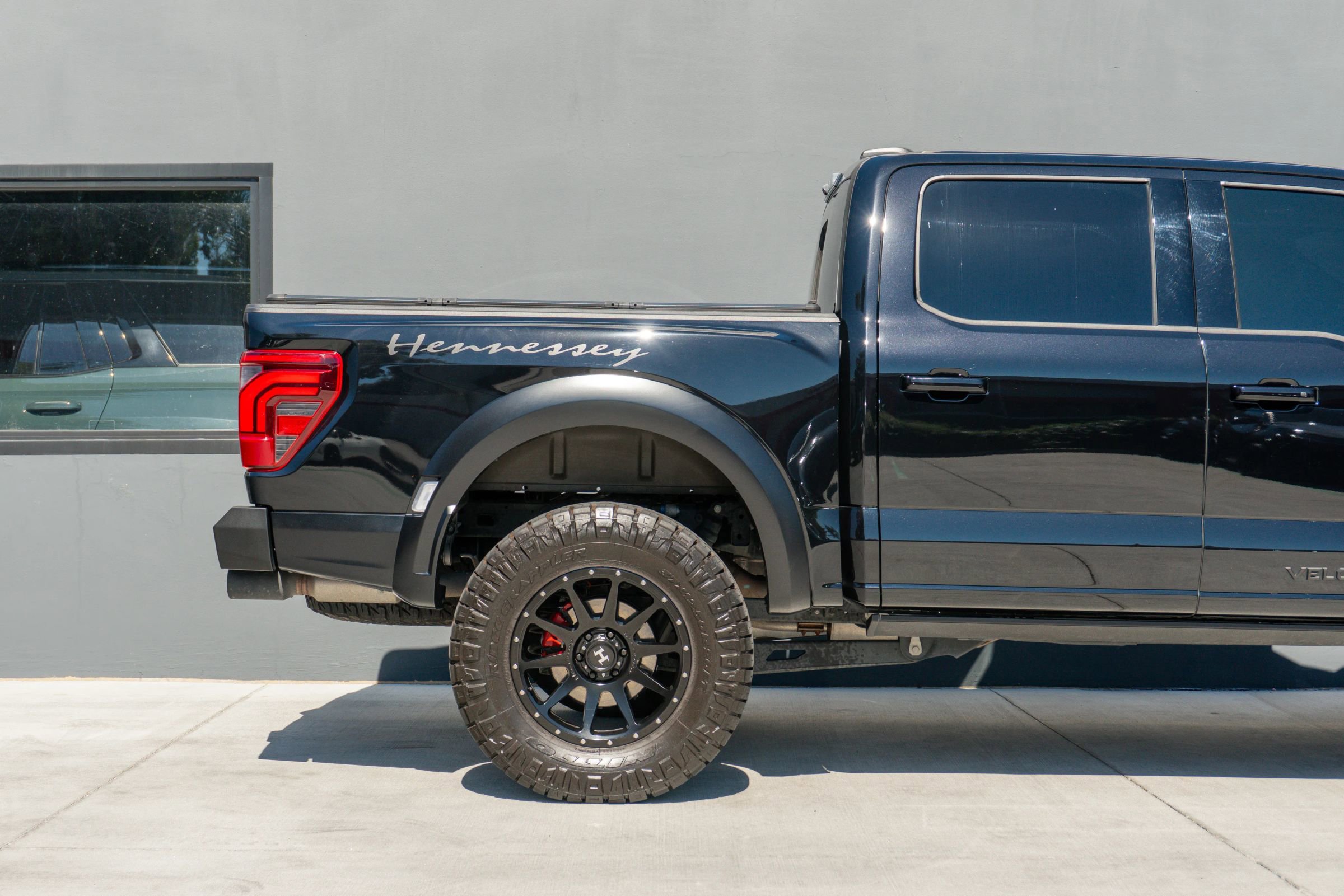 Used 2025 Ford F150 Raptor w/ Equipment Group 803A Raptor R image 40