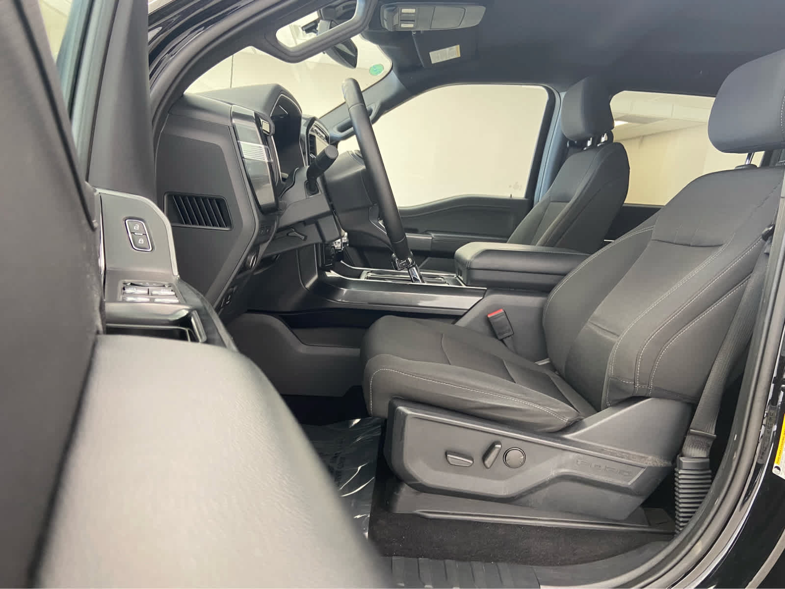 Used 2023 Ford F150 XLT w/ Equipment Group 302A High AWD/4WD image 13