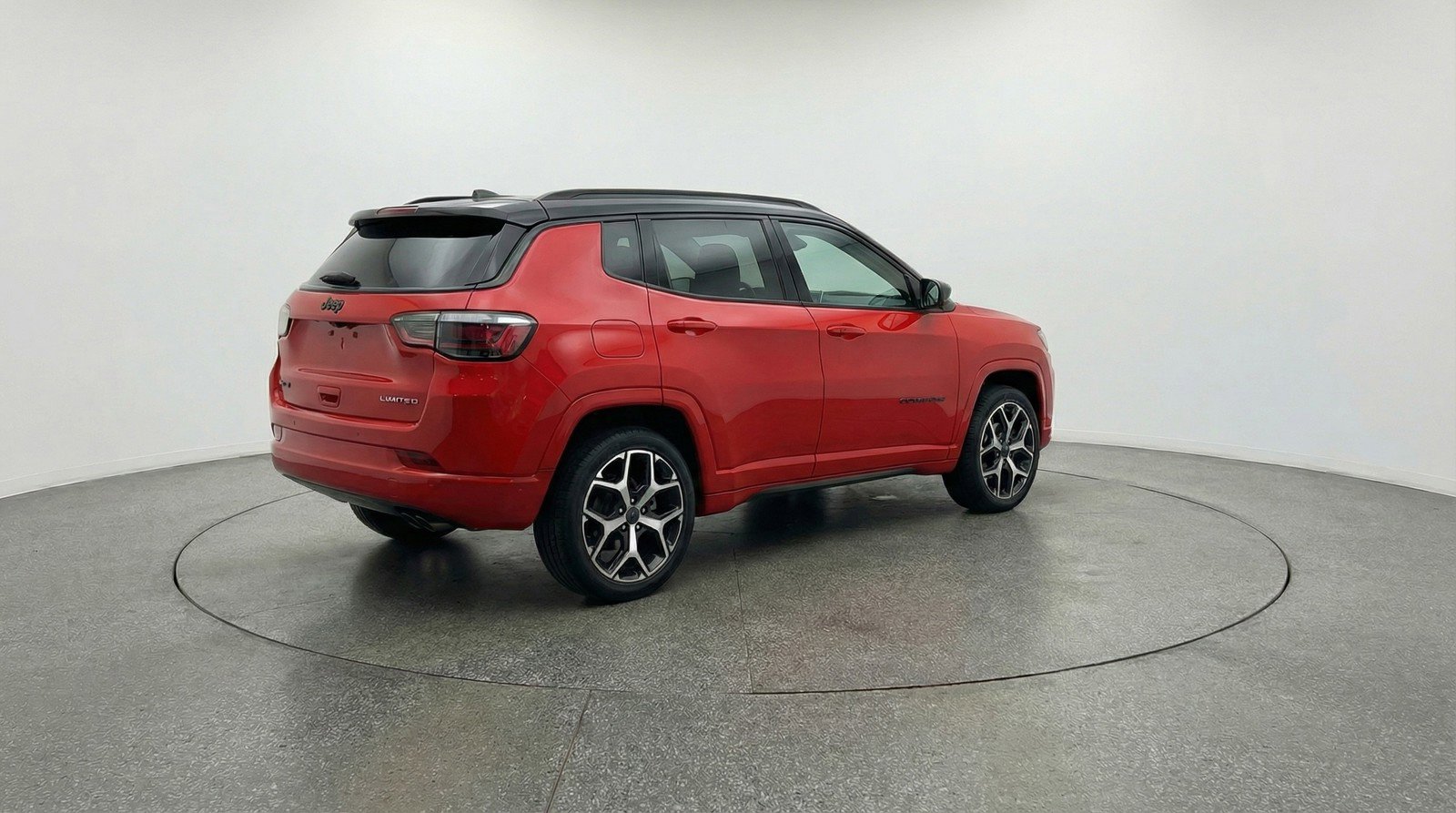 Used 2025 Jeep Compass Limited image 9