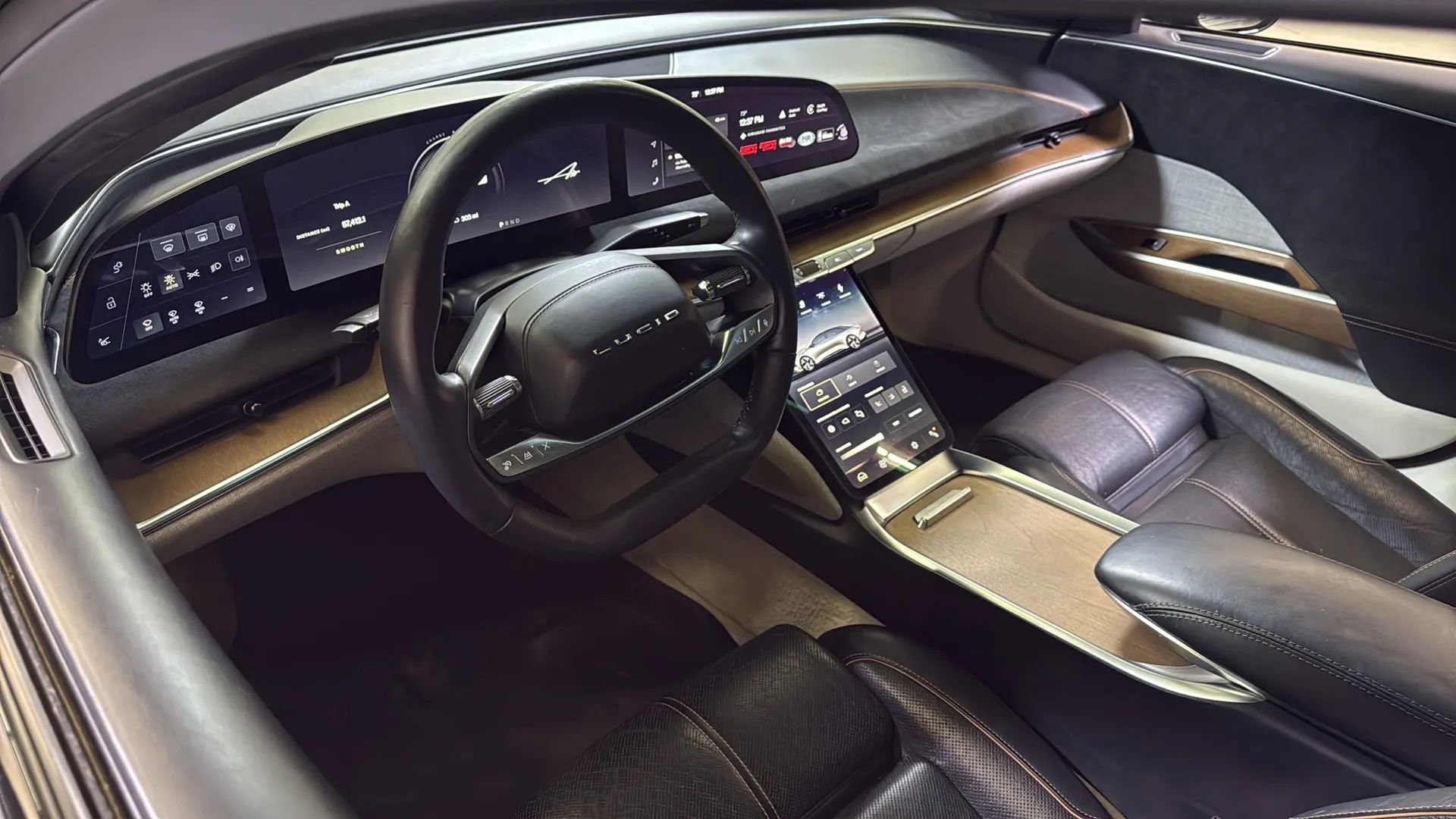 Used 2022 Lucid Air Grand Touring AWD/4WD image 24