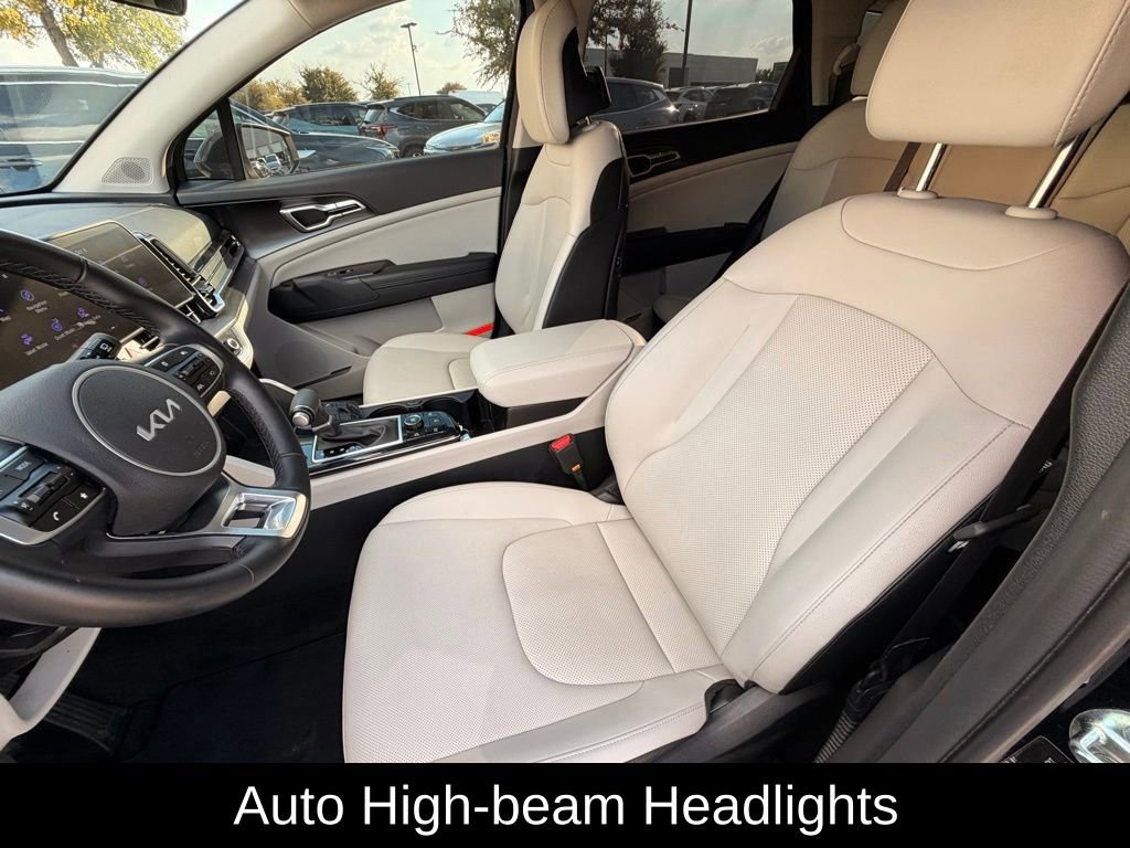 Used 2025 Kia Sportage EX image 16