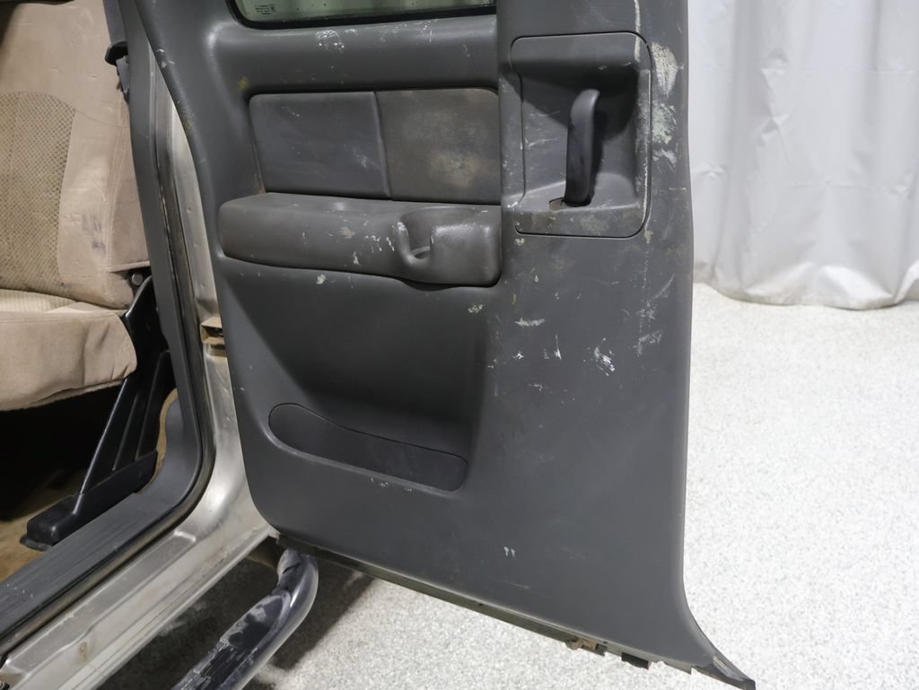 Used 2001 Chevrolet Silverado 2500 LS AWD/4WD image 18